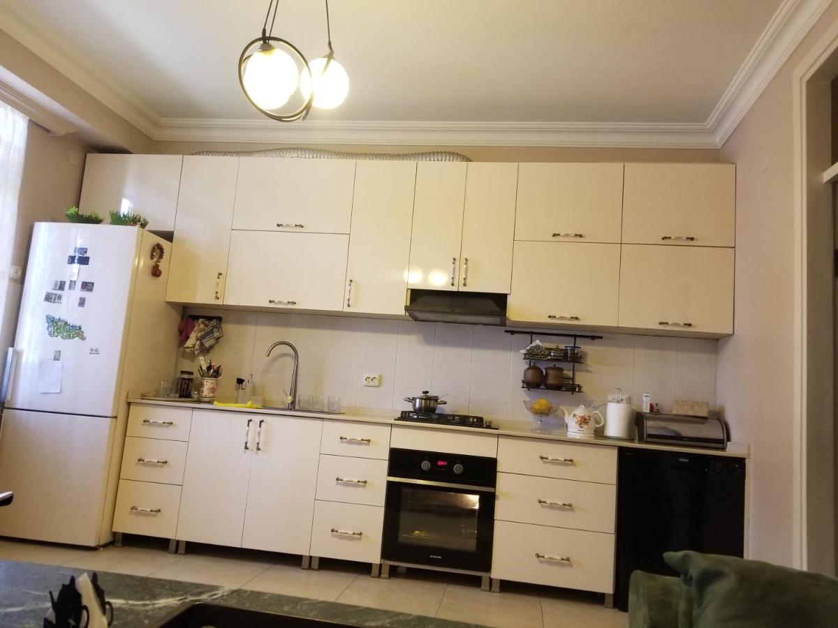 Apartment Chavchavadze 21 باتومي المظهر الخارجي الصورة