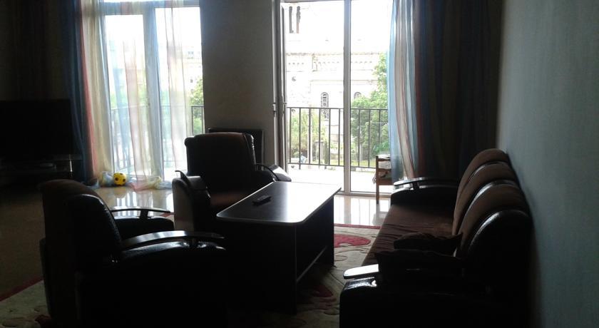 Apartment Chavchavadze 21 باتومي الغرفة الصورة